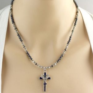 BEAUTIFUL! Dainty Cross Necklace Set